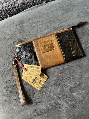 STS Ranchwear Brown and Black Tooled Leather Wristlet Clutch